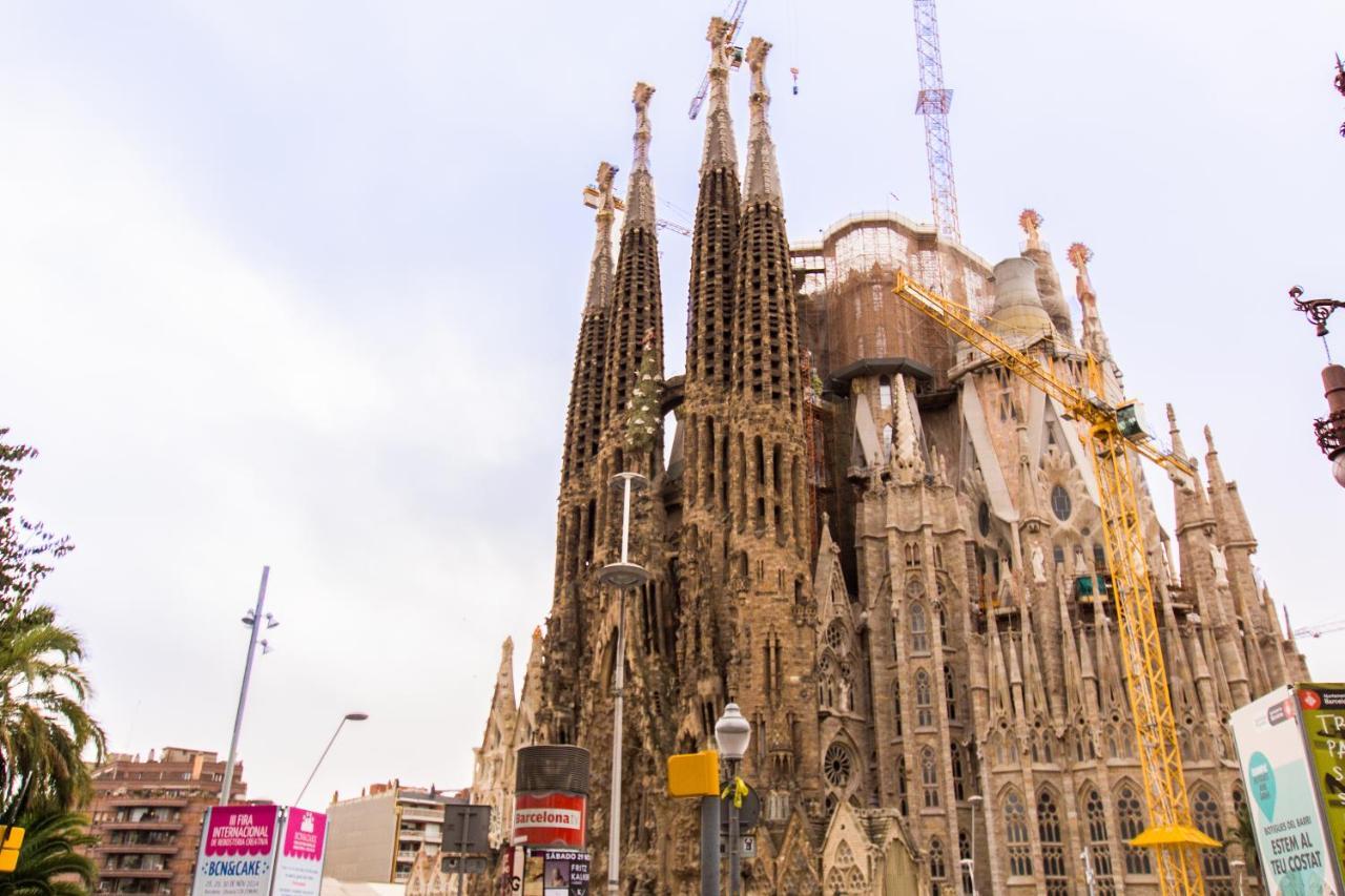 Charm Apartment Sagrada Familia Барселона Екстер'єр фото